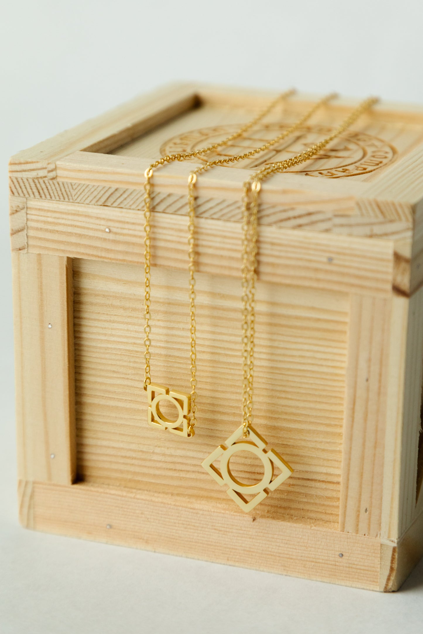"One with Christ" In-chain Gold